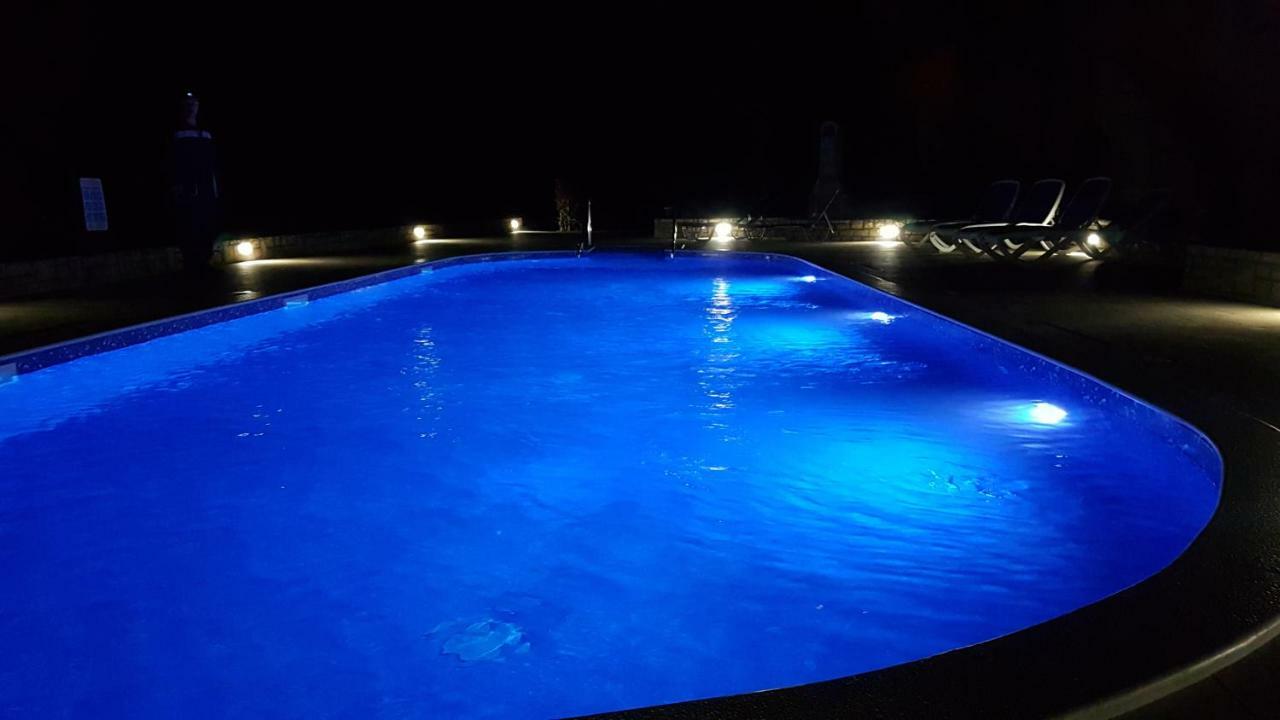Holiday Home Marina Kaštelir Exterior foto